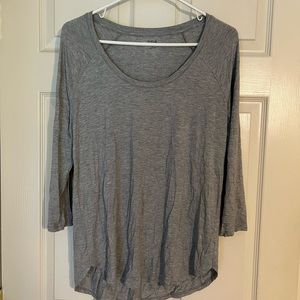 3/4 length shirt